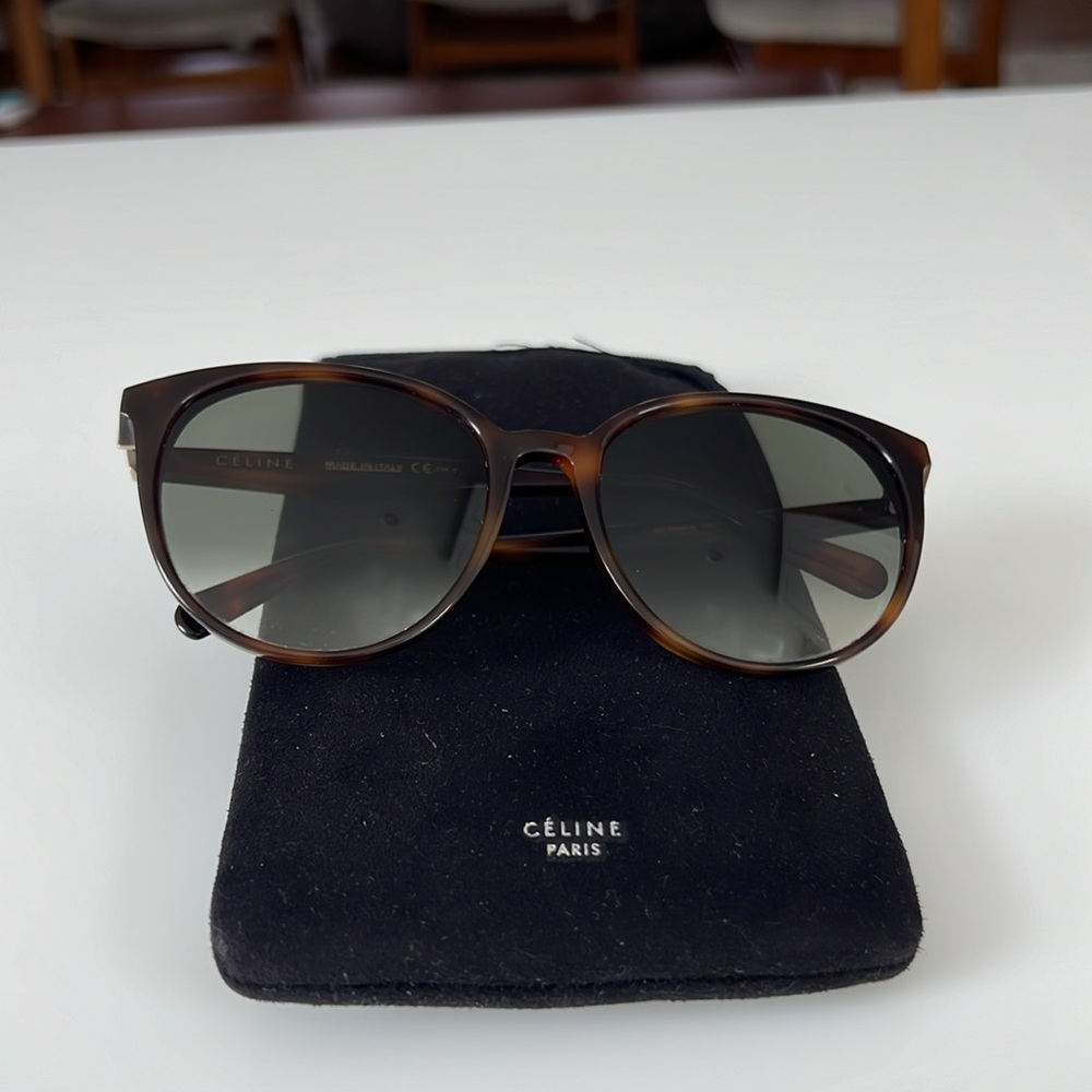 Celine Tortoise Shell Frame - image 4